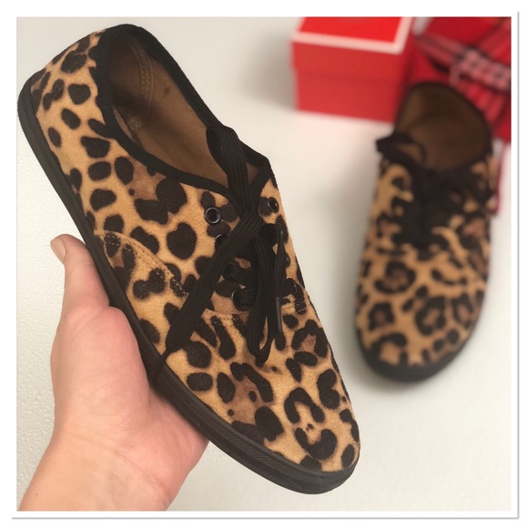 Sole mates Shoes - Sole Mates animal print laced up sneaker flats